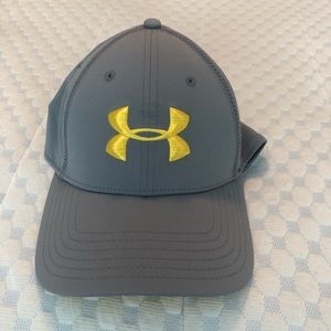 Mens Under Armour Fitted Hat